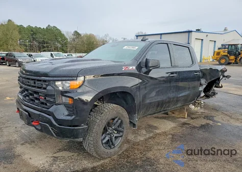 2023 Chevrolet Silverado K1500 Trail Boss Custom z USA, uszkodzony, nr VIN 3GCUDCED4PG363555